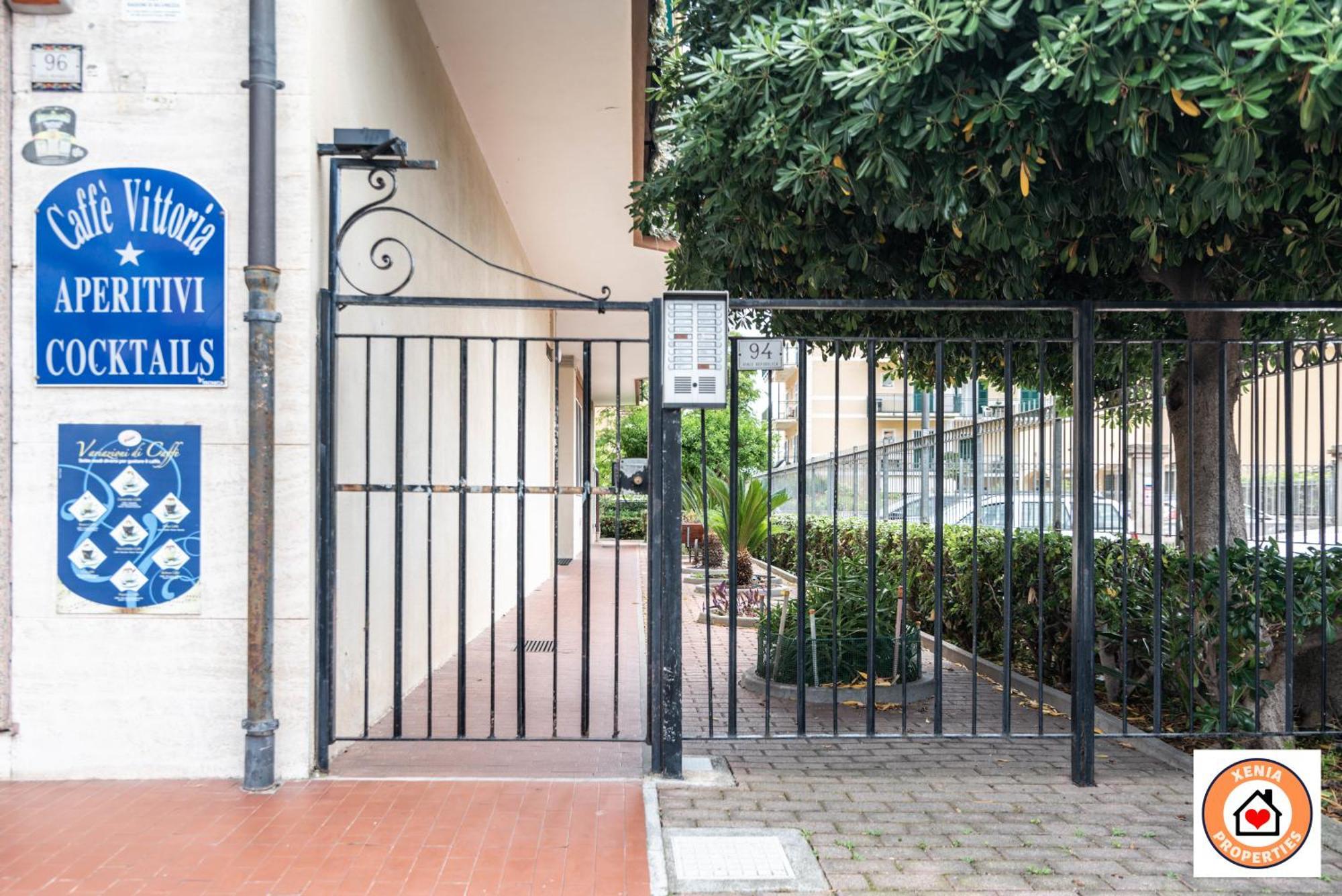Gioiello Marino - Mare, 2 Minuti A Piedi Apartamento Pietra Ligure Exterior foto